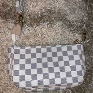 Checkered cross body